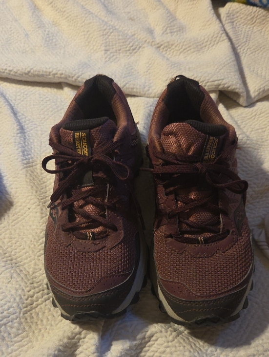 Saucony Shoes - Saucony Women's Maroon Trail Running Sneakers